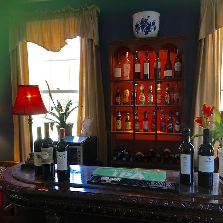 Oak Manor Inn ハーツビル エクステリア 写真