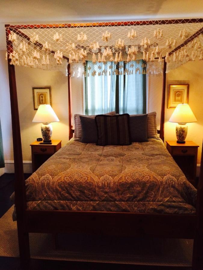 Oak Manor Inn ハーツビル エクステリア 写真